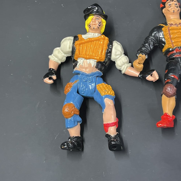 2 Vintage (1991) Tri-Star Peter Pan Action Figures (LOOSE) - Picture 7 of 8